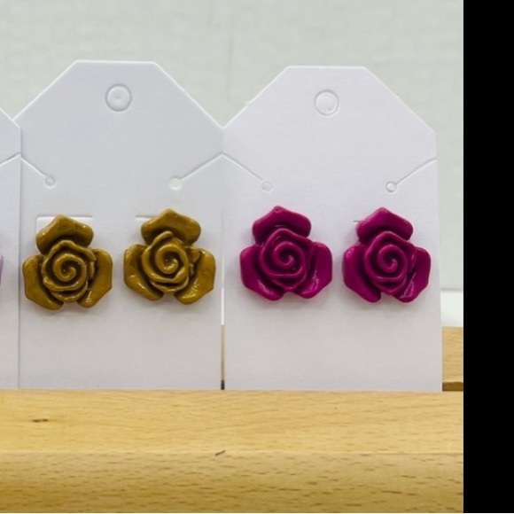 Handmade polymer clay roses with 18k Gold Plated Post - Picture 5 of 5